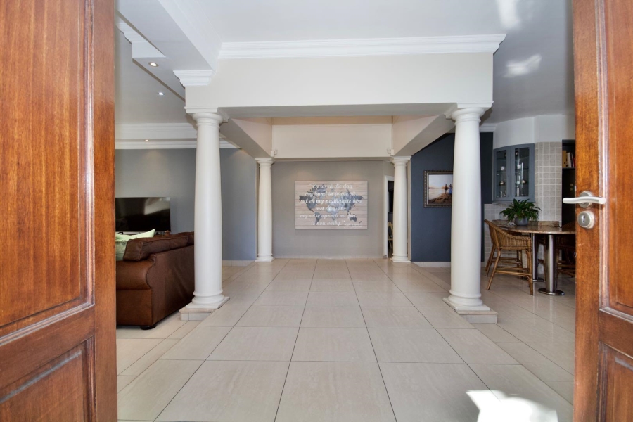 4 Bedroom Property for Sale in West Beach Western Cape